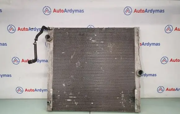 BMW X5 E70 Coolant radiator 7585036 17117585036 17117533471