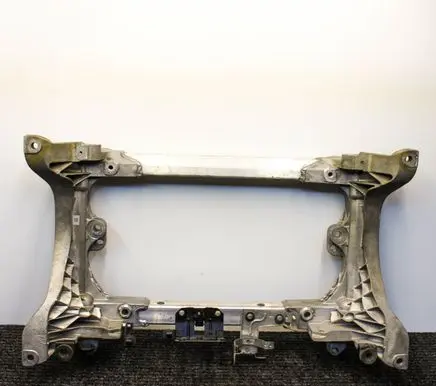 Maserati Ghibli Front subframe 670001482 670001480