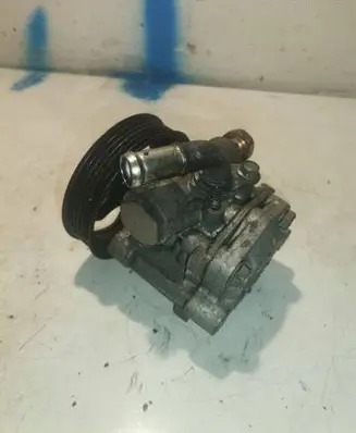 Mitsubishi Outlander Power steering pump
