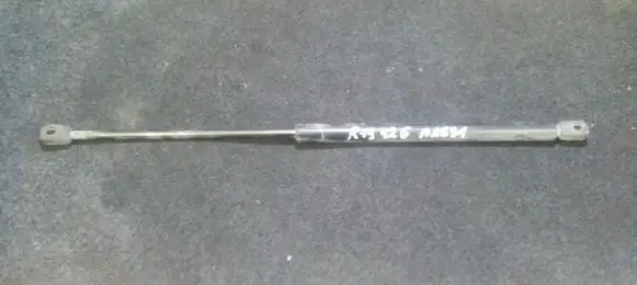 Renault 19 Tailgate/trunk strut/damper