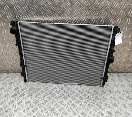 BMW iX Coolant radiator 9452580