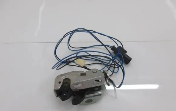 Mercedes-Benz Vito Viano W639 Rear door lock A6397400635 6397400635
