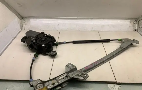 Audi A6 S6 C4 4A Front door window regulator with motor 4A0837398B