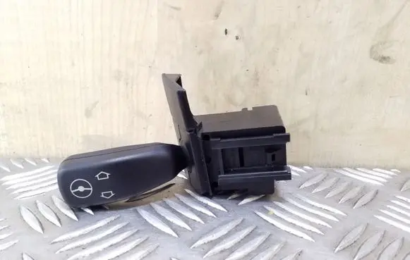 BMW X5 E53 Steering wheel adjustment switch 8373901