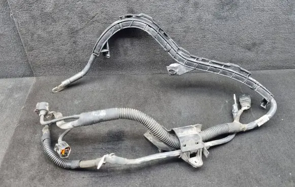 Audi Q7 4M Positive cable (battery) 4M0971228BF 4M0971228CB