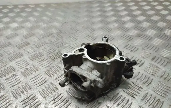 Audi Q5 SQ5 Vacuum pump 06J145100C