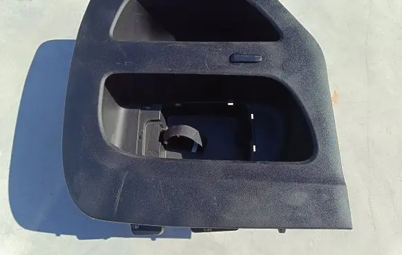 Chrysler Pacifica Trunk/boot side trim panel 5RM05DX9AH 1018930703