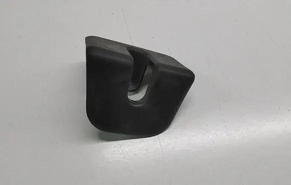 Suzuki Swace Tailgate/trunk side cover trim A7979040