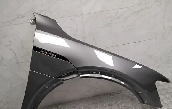 Audi e-tron Fender 10641110