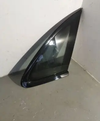 Porsche Macan (95B) Rear vent window glass 95B845298XR