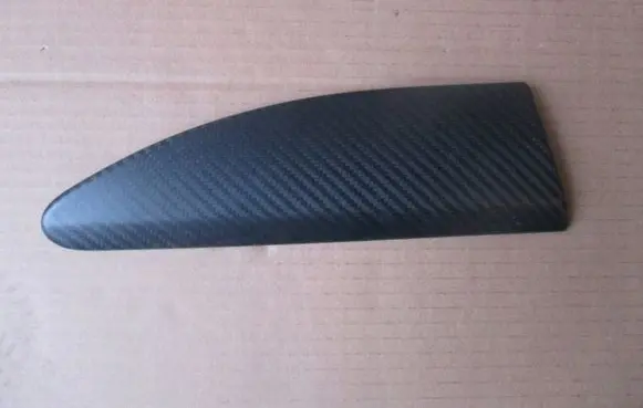 Rear fender molding trim