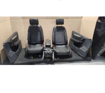 Volkswagen PASSAT B7 Seat set 