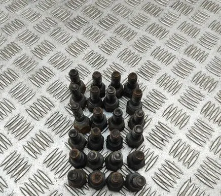 Iveco Daily 6th gen Nuts/bolts 504115535