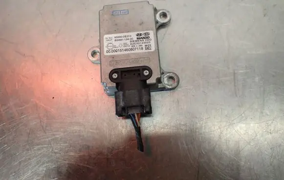 Hyundai Tucson JM Steering angle sensor 95690-2E310