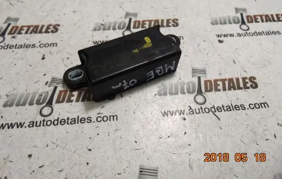 Mercedes-Benz E W211 Airbag deployment crash/impact sensor A0038200726