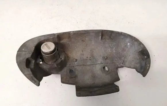 Opel Corsa B Front door lock (next to the handle) gm770
