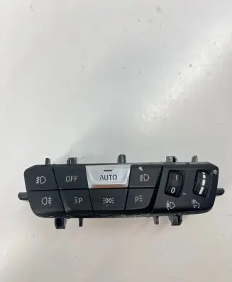 BMW 1 F40 Light switch 9461148 E11820240A 04012020