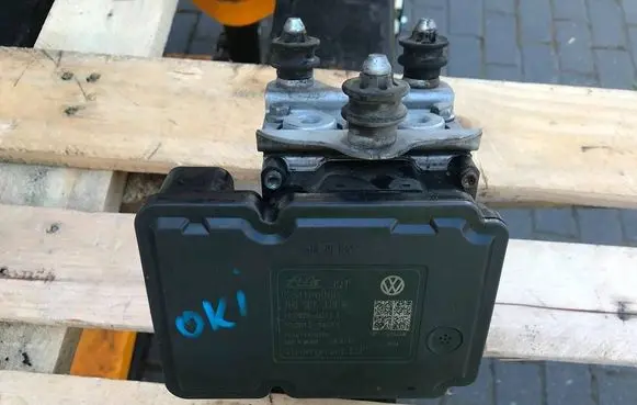 Volkswagen Transporter - Caravelle T5 ABS Pump 7H0907379R 10092603123 10061334631