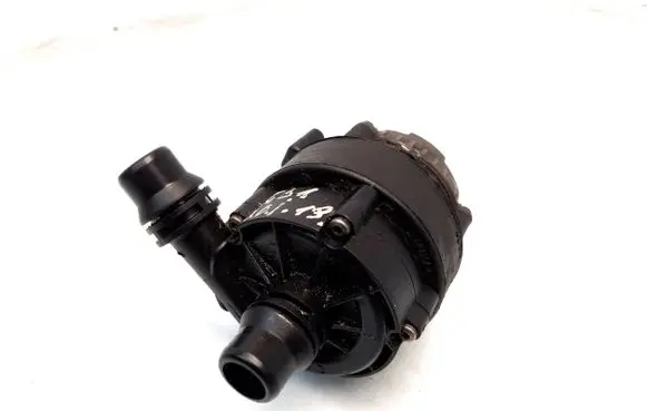 BMW X3 G01 Electric auxiliary coolant/water pump 8663248 0392024082