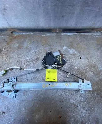 Mitsubishi Galant Rear door window regulator with motor 0628200066