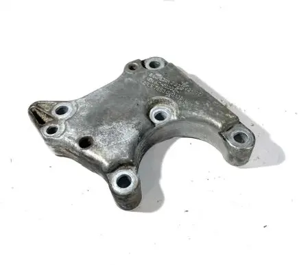 BMW 5 E60 E61 Power steering pump mounting bracket 7650040101 7801442 AC46000