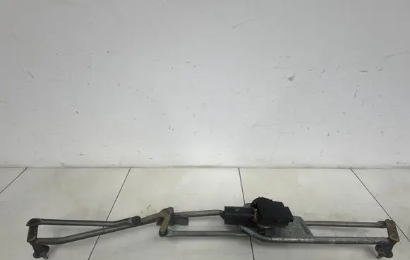 Seat Alhambra (Mk1) Front wiper linkage and motor 0390241431 7M0955113 95VW17505E