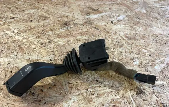 Opel Zafira A Indicator stalk 90560990