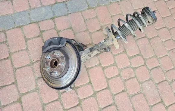 Opel Insignia A Front shock absorber/damper 13245966