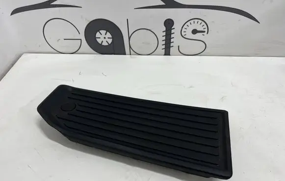 Porsche Cayenne (9Y0 9Y3) Foot rest pad/dead pedal 9Y1864777