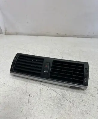 BMW X5 E70 Dash center air vent grill S05351