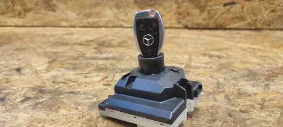 Mercedes-Benz C W205 Ignition lock A2229009407 10887886 6006222