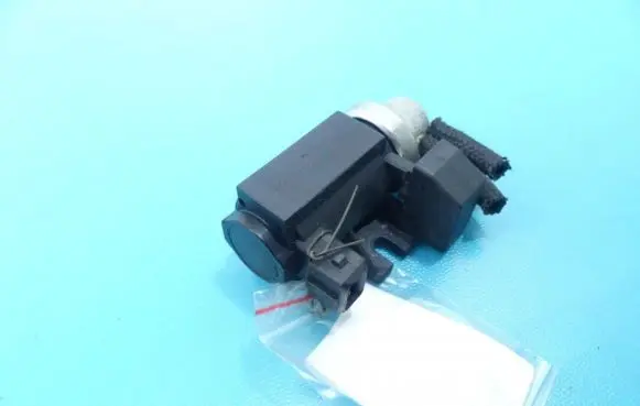 BMW 7 F01 F02 F03 F04 Turbo solenoid valve 70088704 IMPRK1058780
