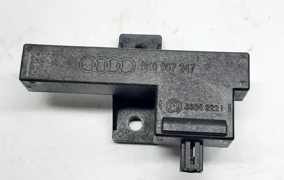Audi A6 C7 Keyless system antenna 8K0907247