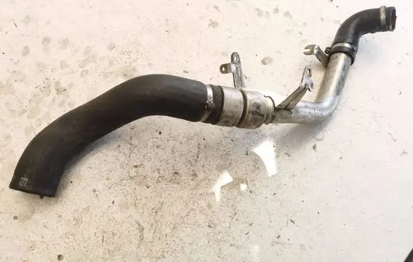 Ford Focus Intercooler hose/pipe 6g919f64dd