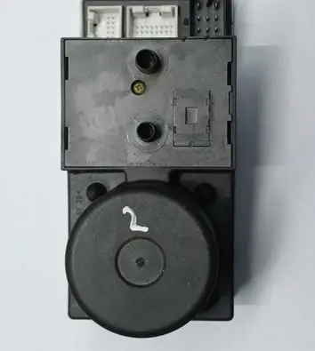 Audi A4 S4 B5 8D Central locking vacuum pump 8D0862257E