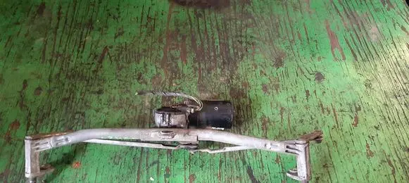 Audi A3 S3 8L Front wiper linkage and motor