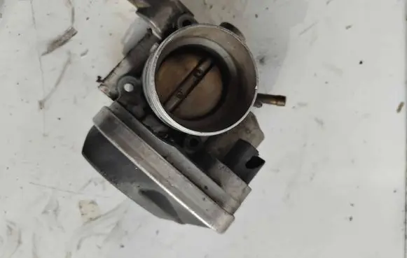 Audi A4 S4 B6 8E 8H Throttle valve 06B133062P 03132 408238223003