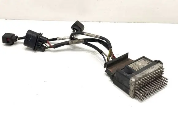 Audi A4 S4 B8 8K Fan control module 8K0959501G
