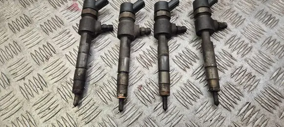 Opel Astra H Fuel injectors set 0986435103