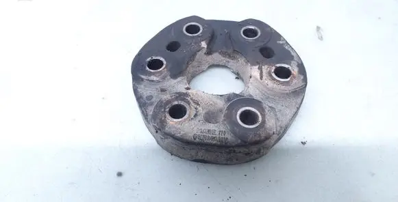 Opel Omega B1 Rear prop shaft donut coupling/joint 90425689