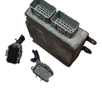 Chrysler Voyager Engine control unit/module 04745850 P05127670AA 7670AA