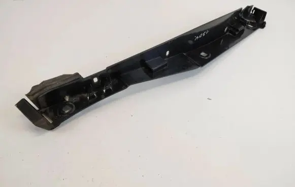 BMW i3 Fender mounting bracket 7296755