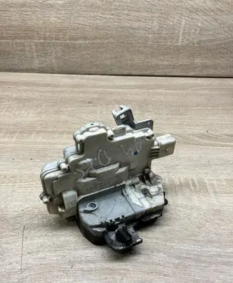 Audi A4 S4 B7 8E 8H Front door lock 8E1837016AA RIGHTSIDE