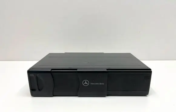 Mercedes-Benz SL R230 CD/DVD changer A2208274642 A0028206289