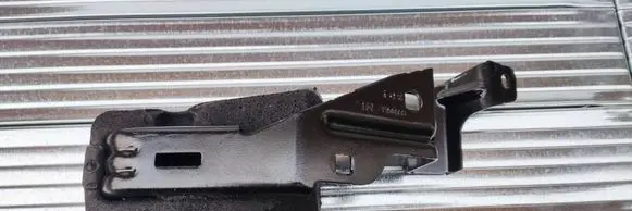 BMW X4 G02 Accelerator throttle pedal bracket 7389861