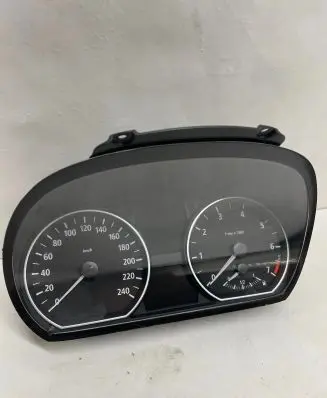 BMW 1 E81 E87 Speedometer (instrument cluster) 102493211 6947136 100008115