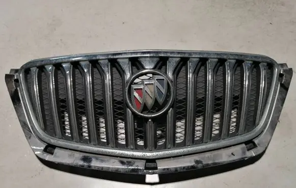 Buick Encore I Front bumper upper radiator grill 95485091