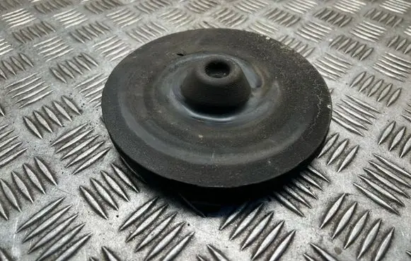 Opel Vivaro Rear coil spring rubber mount 