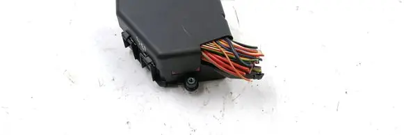 Volkswagen PASSAT B5 Fuse box set 8D1941824