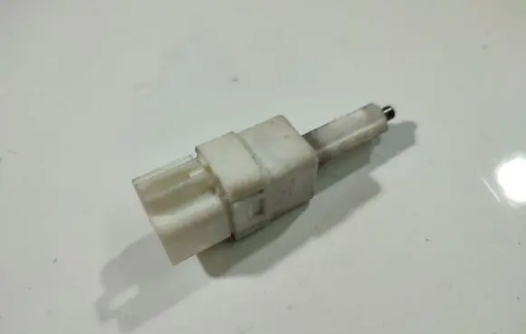Honda FR-V Brake pedal sensor switch